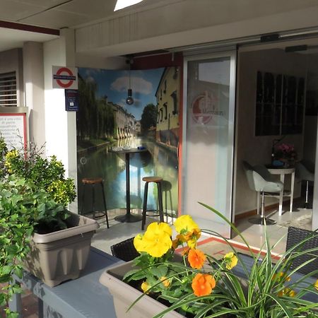 Hotel Mezzaluna Treviso Exterior foto